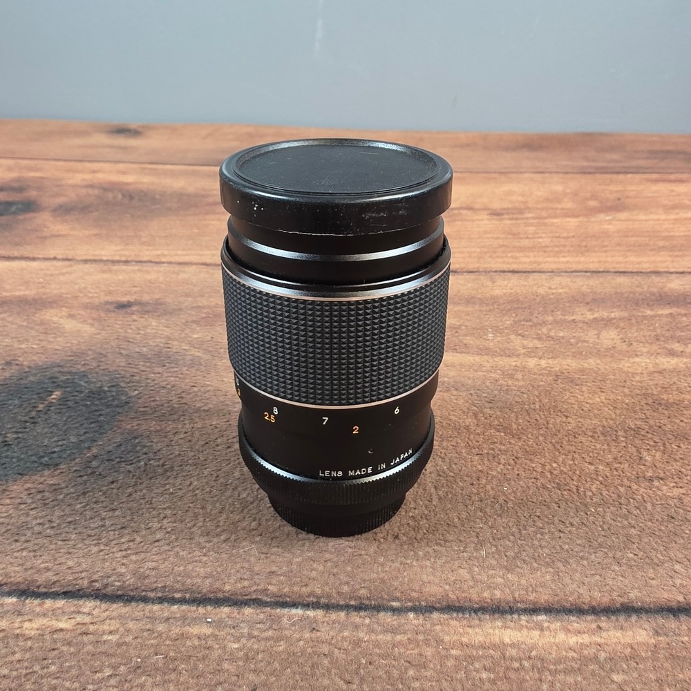 Cavalier 135mm f2.8 Lens Minolta MD Mount Black Excellent Vintage Telephoto